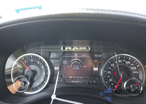 2019 Ram 1500 Laramie 4X2 5'7 Box z USA, uszkodzony, nr VIN 1C6RREJT7KN884745